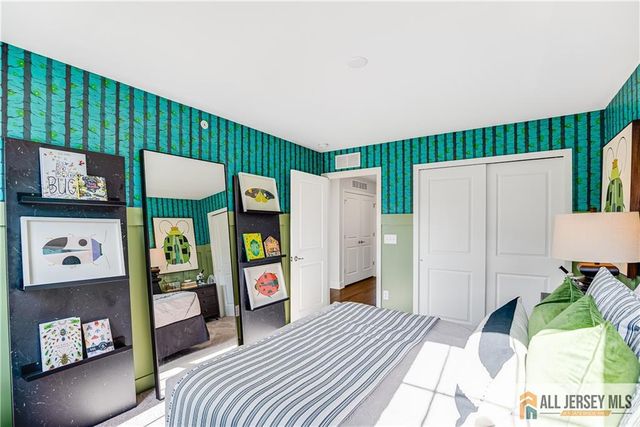 102 Fred Clark Drive, Pennington, NJ 08534