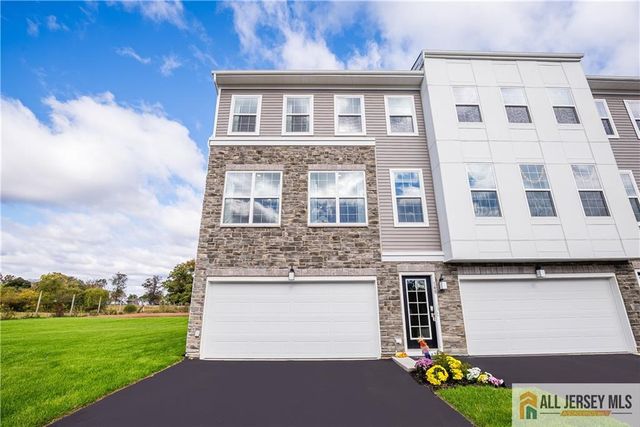 102 Fred Clark Drive, Pennington, NJ 08534