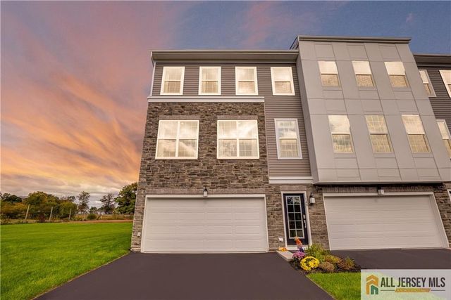 102 Fred Clark Drive, Pennington, NJ 08534