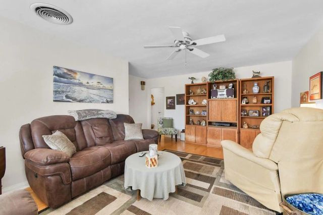 943 Dennstedt Place, El Cajon, CA 92020
