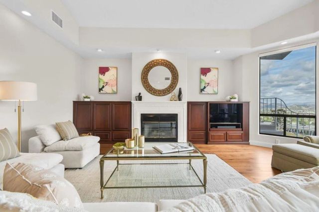 943 Dennstedt Place, El Cajon, CA 92020
