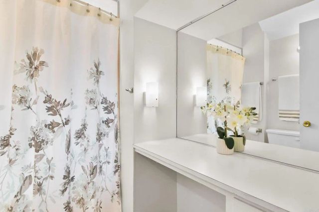 943 Dennstedt Place, El Cajon, CA 92020