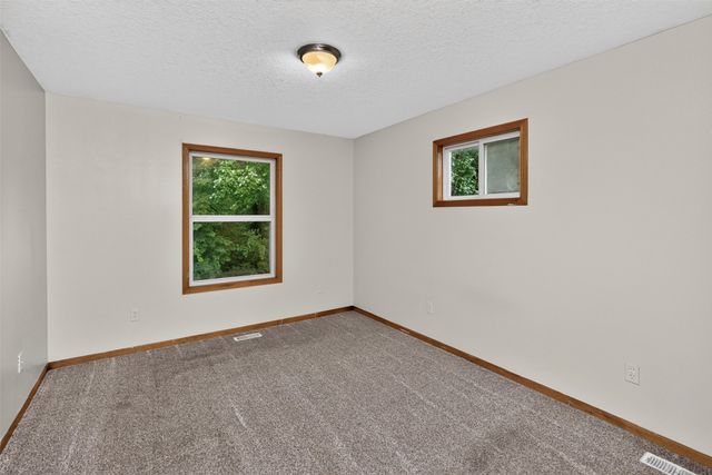 624 SE 8th Street, Des Moines, IA 50309