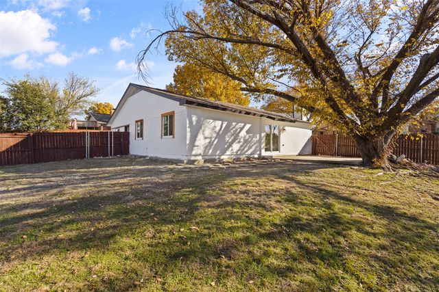 1003 Bellflower Court, Carrollton, TX 75007