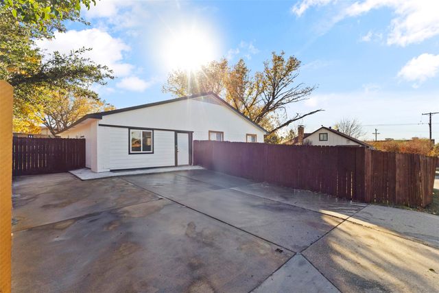 1003 Bellflower Court, Carrollton, TX 75007