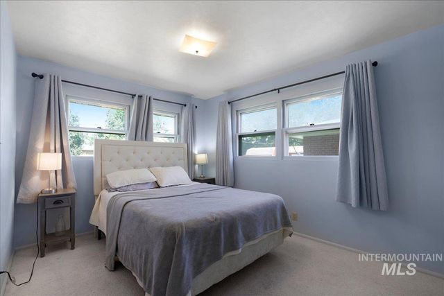 605 Monte Vista Dr, Twin Falls, ID 83301