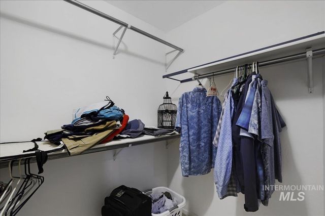 605 Monte Vista Dr, Twin Falls, ID 83301