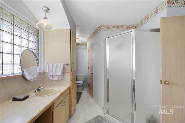 605 Monte Vista Dr, Twin Falls, ID 83301