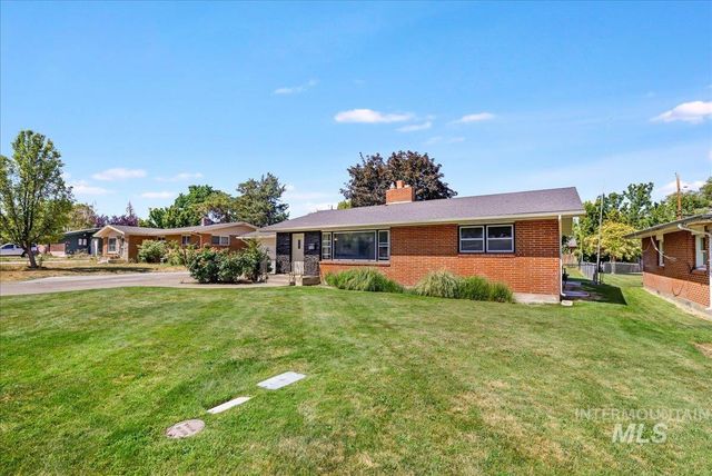 605 Monte Vista Dr, Twin Falls, ID 83301