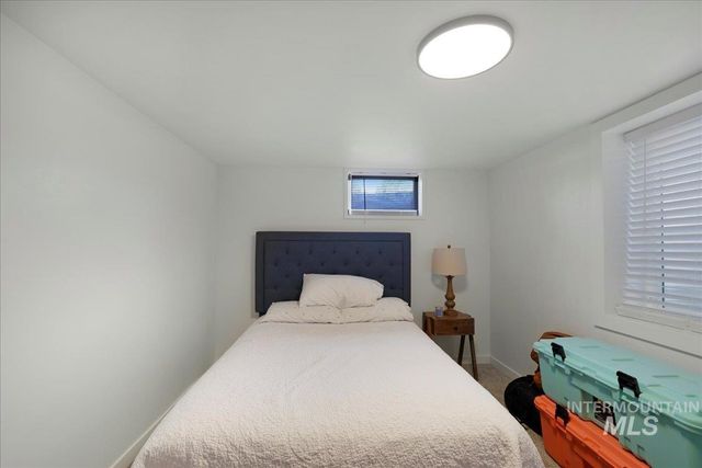 605 Monte Vista Dr, Twin Falls, ID 83301