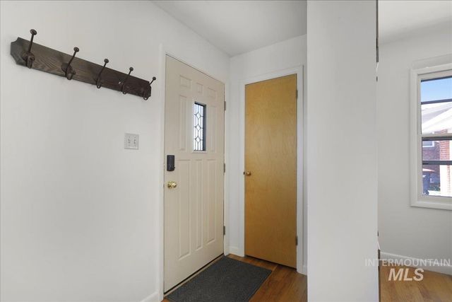 605 Monte Vista Dr, Twin Falls, ID 83301