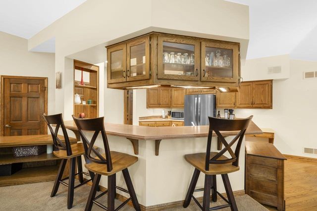 720 Schloemer DRIVE, West Bend, WI 53095