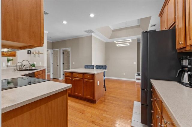101 Retreat Way, Carrollton, GA 30116