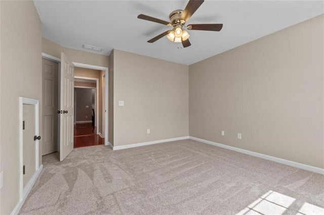 101 Retreat Way, Carrollton, GA 30116