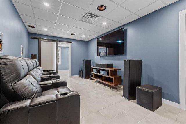 101 Retreat Way, Carrollton, GA 30116