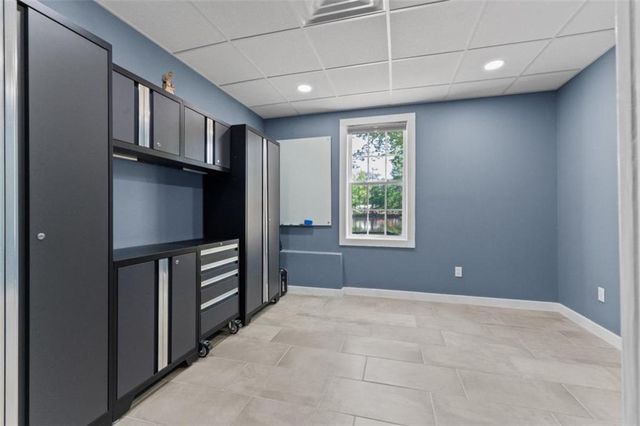 101 Retreat Way, Carrollton, GA 30116