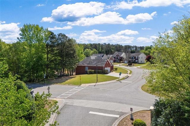 101 Retreat Way, Carrollton, GA 30116