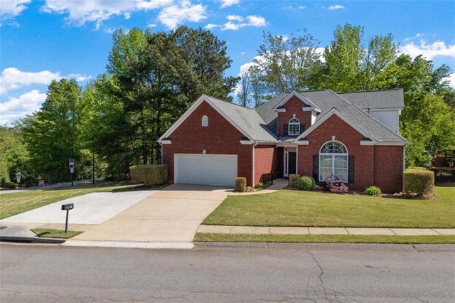 101 Retreat Way, Carrollton, GA 30116