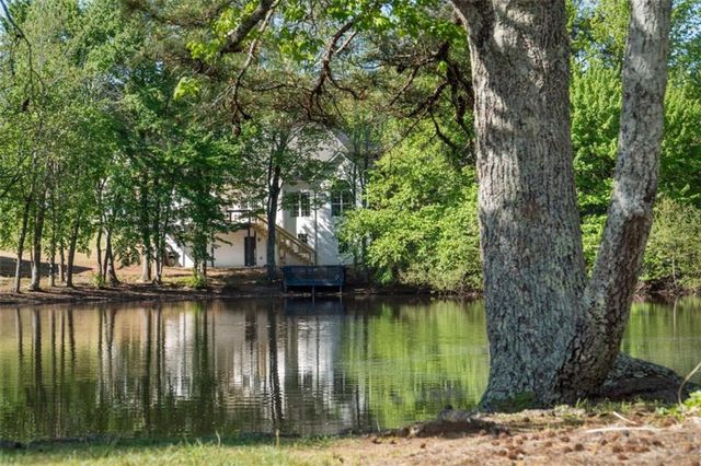 101 Retreat Way, Carrollton, GA 30116