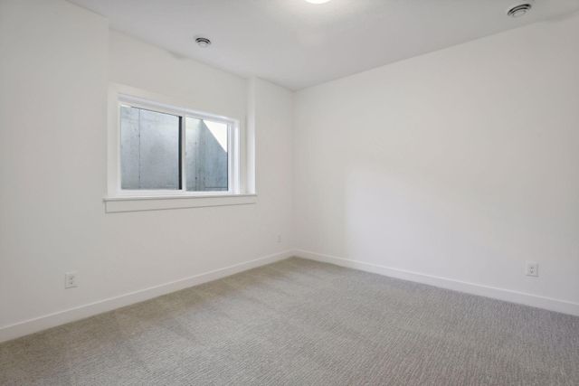 2415 Laurie Court W, Roseville, MN 55113