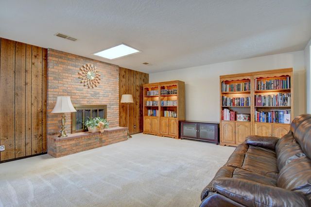 12113 Rosemont Avenue NE, Albuquerque, NM 87112