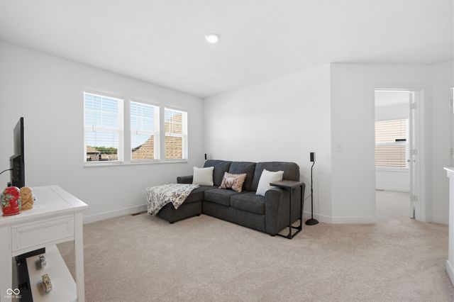 19395 Ketterley Circle, Westfield, IN 46074