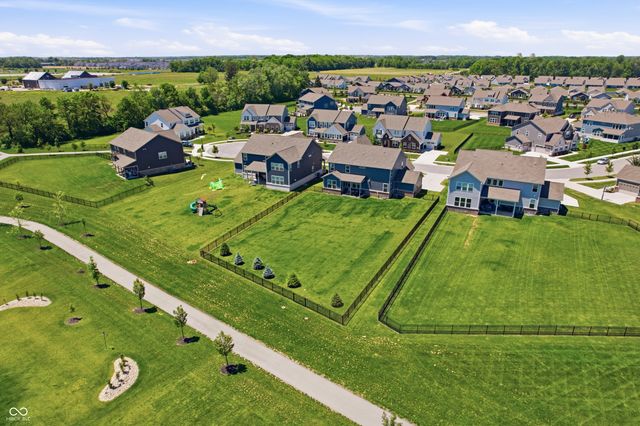19395 Ketterley Circle, Westfield, IN 46074