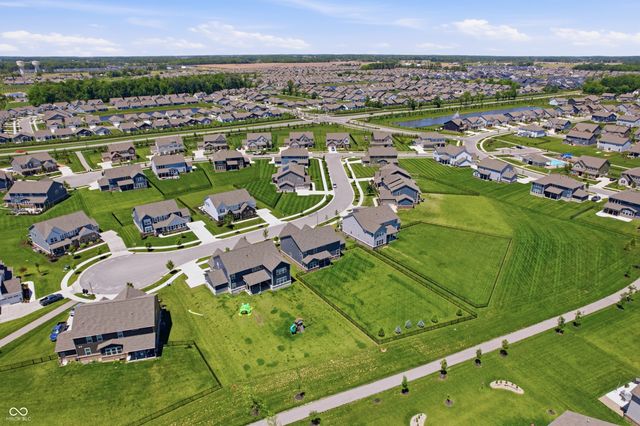 19395 Ketterley Circle, Westfield, IN 46074