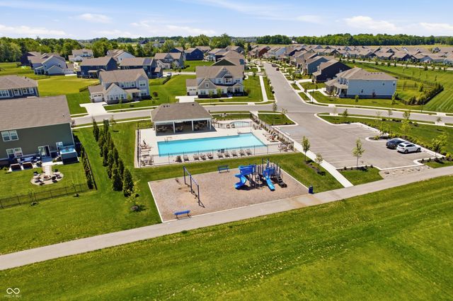 19395 Ketterley Circle, Westfield, IN 46074