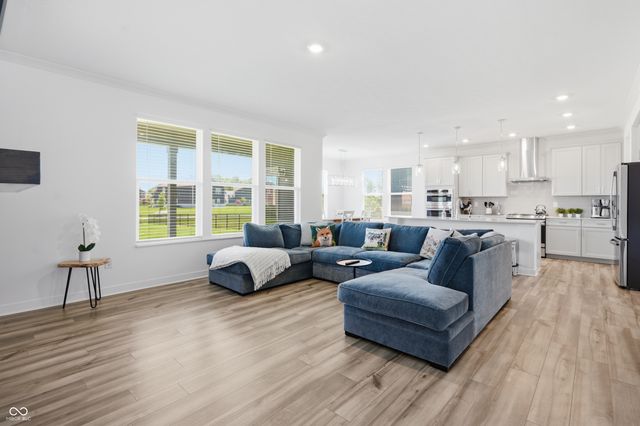 19395 Ketterley Circle, Westfield, IN 46074
