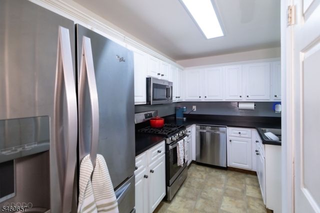 86 Gordon Ave, Lawrence Twp., NJ 08648