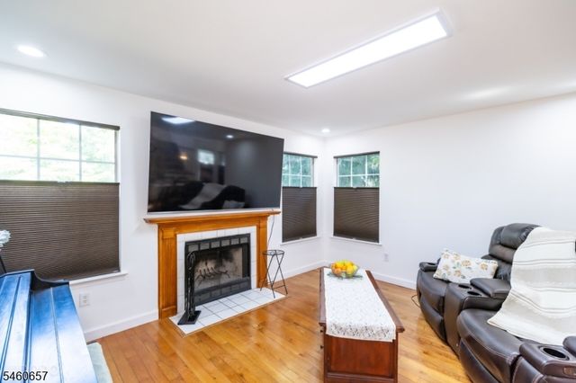 86 Gordon Ave, Lawrence Twp., NJ 08648