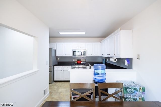 86 Gordon Ave, Lawrence Twp., NJ 08648
