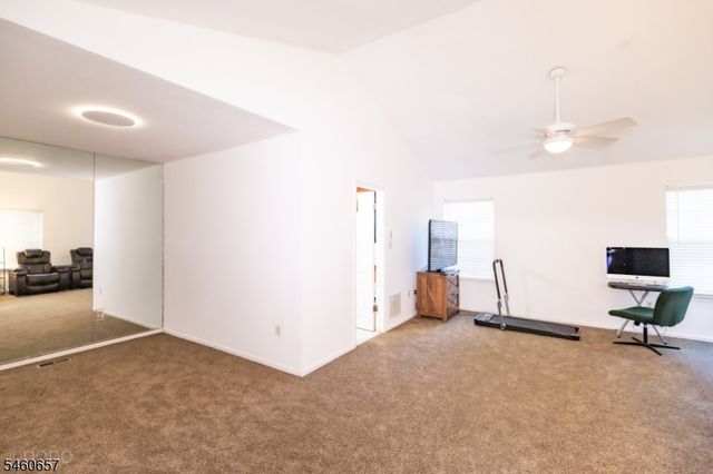86 Gordon Ave, Lawrence Twp., NJ 08648