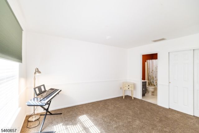 86 Gordon Ave, Lawrence Twp., NJ 08648