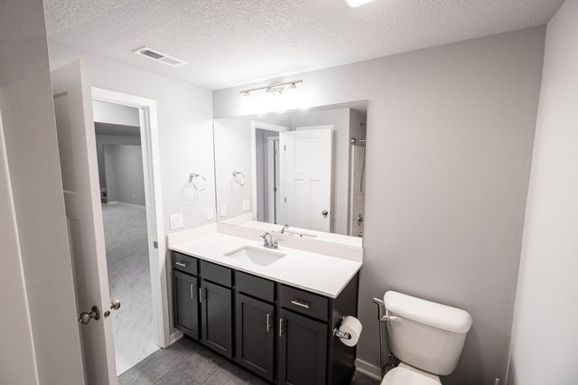 1536 High Road, Norwalk, IA 50211