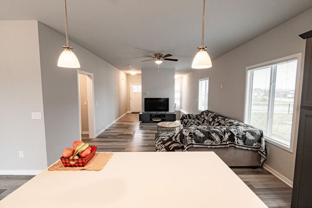 1536 High Road, Norwalk, IA 50211