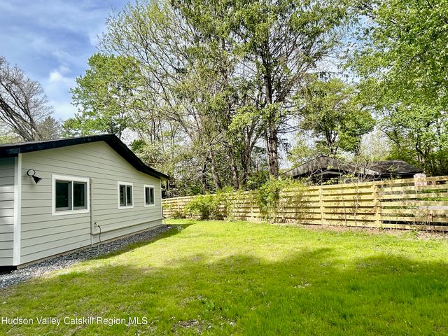 12 Maryland Court, Stone Ridge, NY 12484