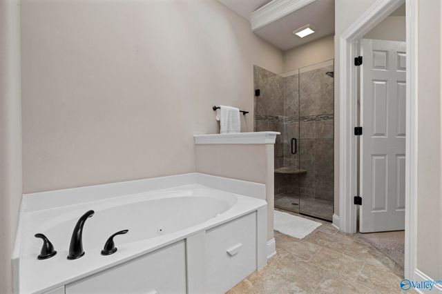 907 Binding Branch, Huntsville, AL 35806