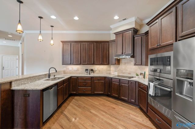 907 Binding Branch, Huntsville, AL 35806