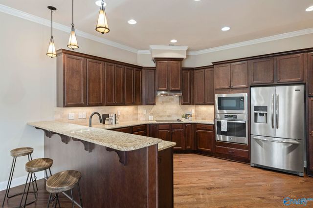 907 Binding Branch, Huntsville, AL 35806