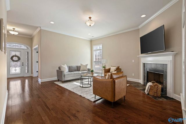 907 Binding Branch, Huntsville, AL 35806