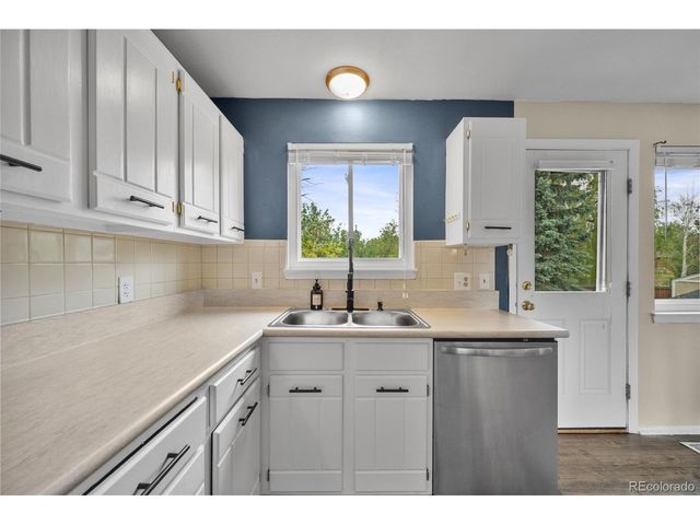 6113 S Cody Way, Littleton, CO 80123