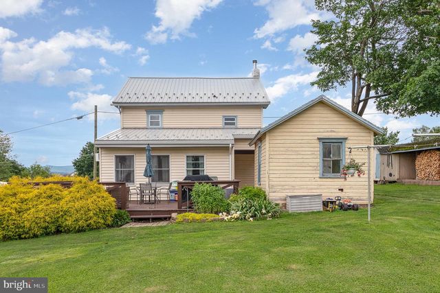 28 LAUDERMILCH RD, Halifax, PA 17032