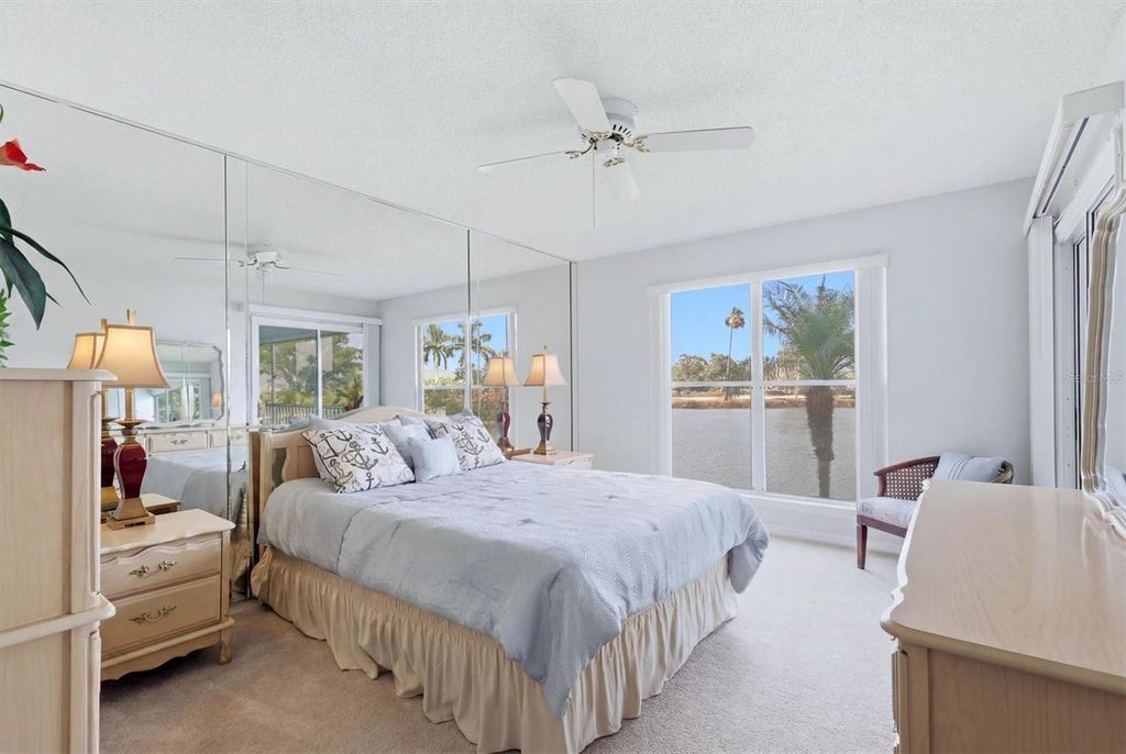 Image 20 of property listing at 879 AUDUBON DRIVE 879, Bradenton, FL 34209