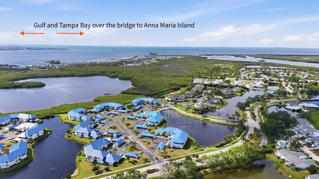 Image 3 of property listing at 879 AUDUBON DRIVE 879, Bradenton, FL 34209
