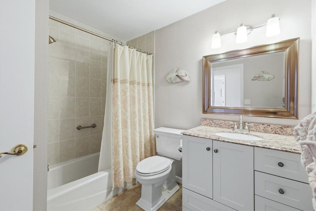 Image 28 of property listing at 879 AUDUBON DRIVE 879, Bradenton, FL 34209