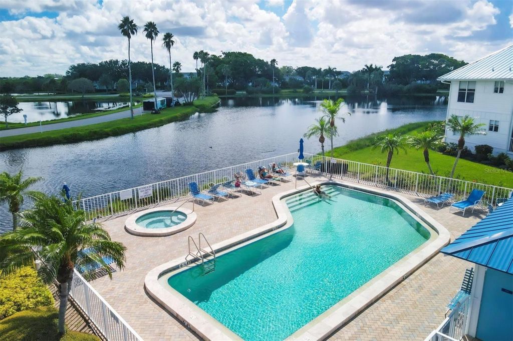 Image 38 of property listing at 879 AUDUBON DRIVE 879, Bradenton, FL 34209