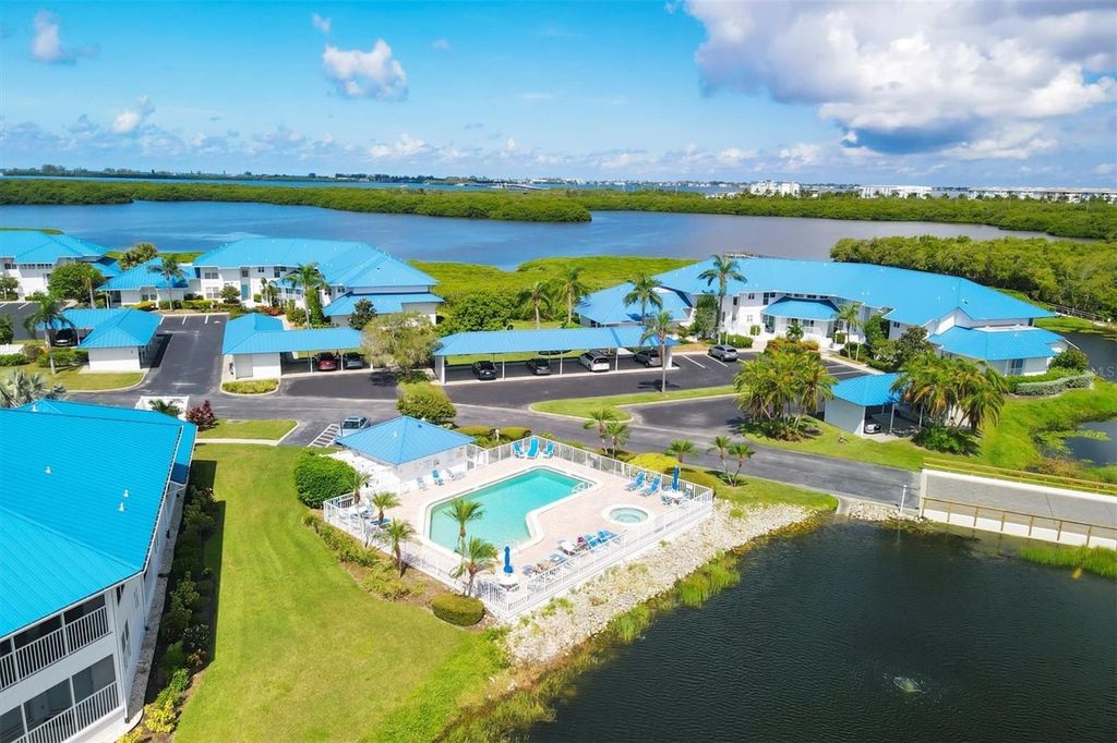 Image 44 of property listing at 879 AUDUBON DRIVE 879, Bradenton, FL 34209