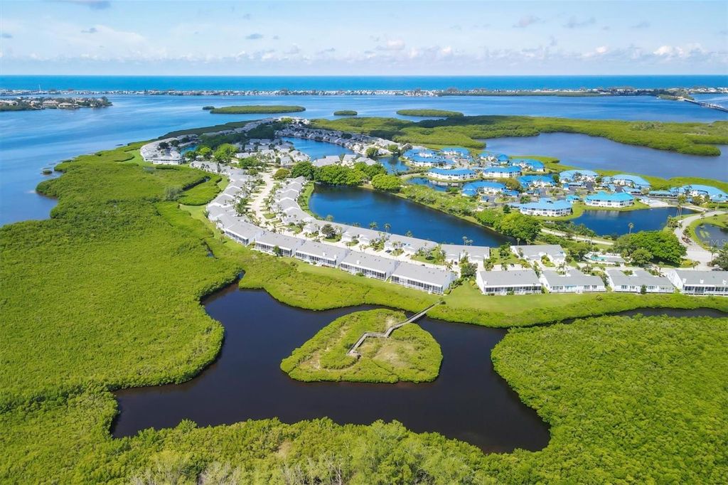 Image 57 of property listing at 879 AUDUBON DRIVE 879, Bradenton, FL 34209